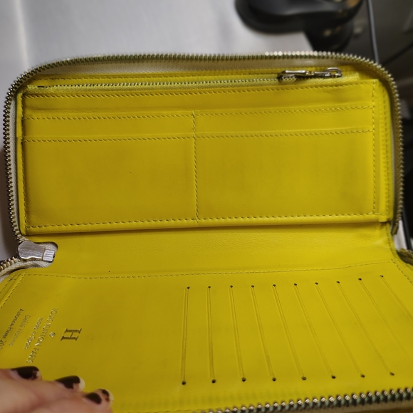 Louis Vuitton Yellow Wallet - Picture 9 of 16